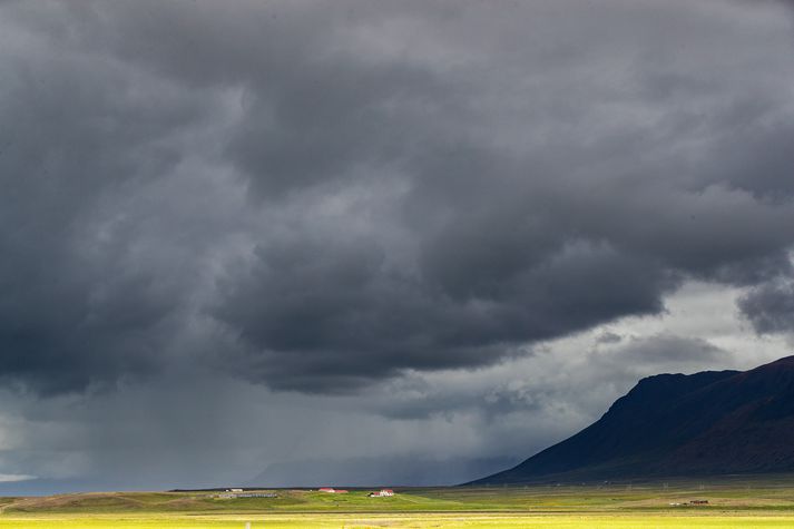 Spáð er mikilli úrkomu á sunnanverðum Vestfjörðum og Snæfellsnesi um helgina.