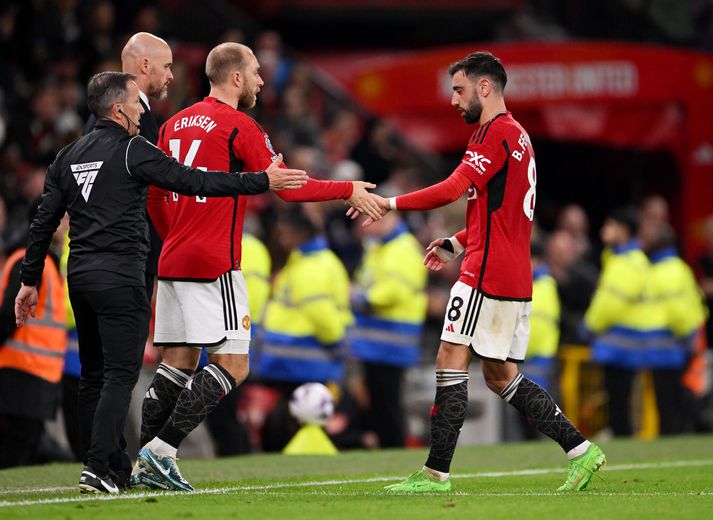Bruno Fernandes kemur hér af velli fyrir Christian Eriksen í leik með Manchester United á síðasta tímabili. Á komandi tímabili gæti hans beðið viðal á svona stundu.