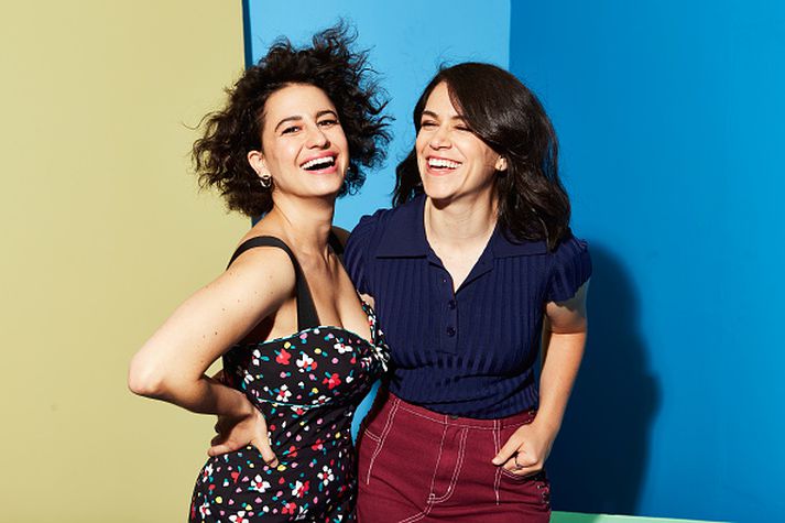 Ilana Glazer t.v. og Abby Jacobson t.h. þurftu að endurskrifa handritið að fjórðu seríu eftir úrslit forsetakosninganna.