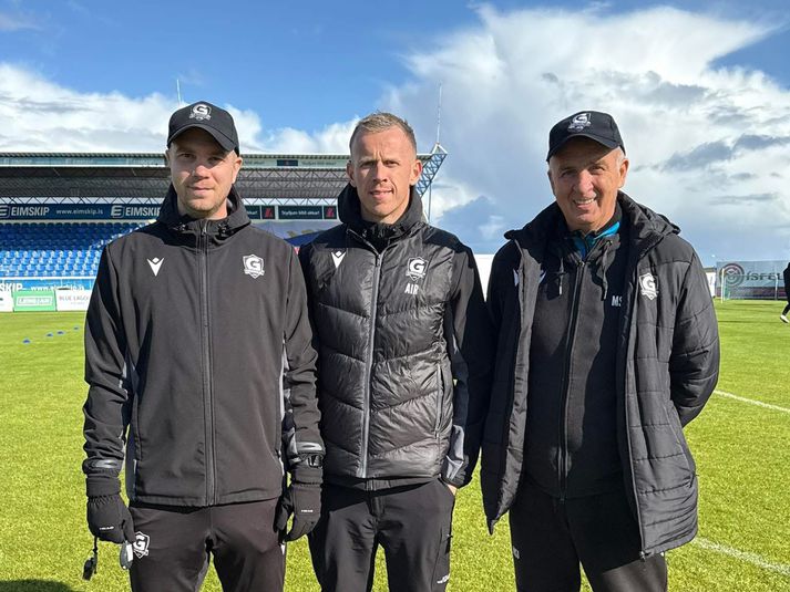 Anton Ingi Rúnarsson (fyrir miðju) er að taka við kvennaliði Fram eftir að hafa starfað um árabil í Grindavík.