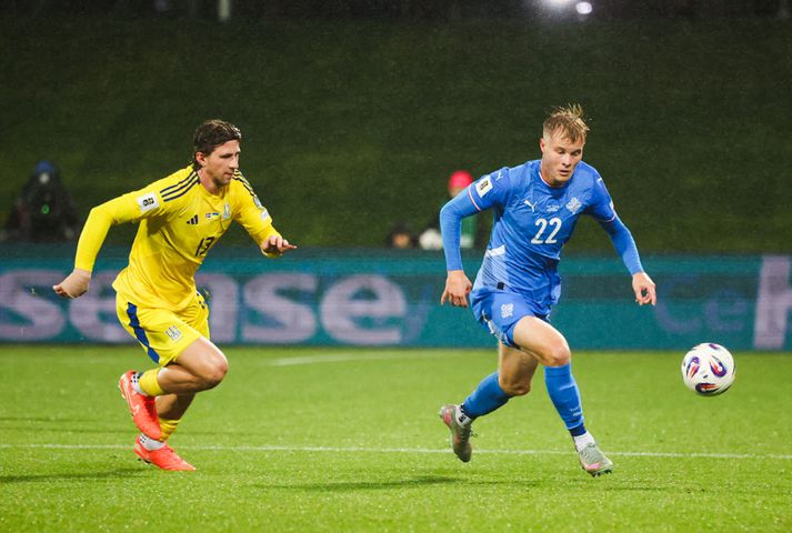 Andri Lucas lagði þriðja mark Íslands upp en missir af næsta leik gegn Frakklandi.