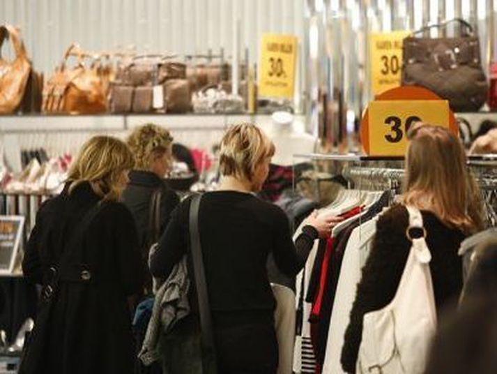 Útlendingar eru nú tvöfalt fleiri af heildarfjölda landsmanna en þeir voru fyrir tíu árum síðan.