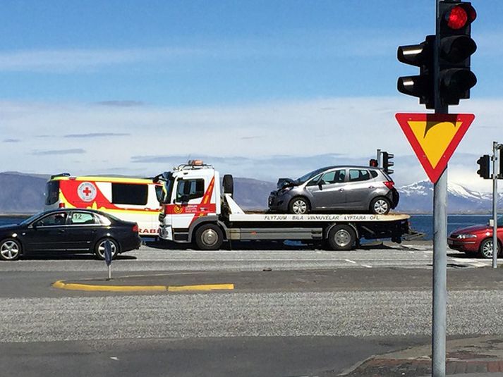 Frá slysstað í dag.