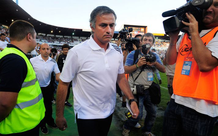 Mourinho hafnaði tilboði Anzhi, er fullyrt í Marca.