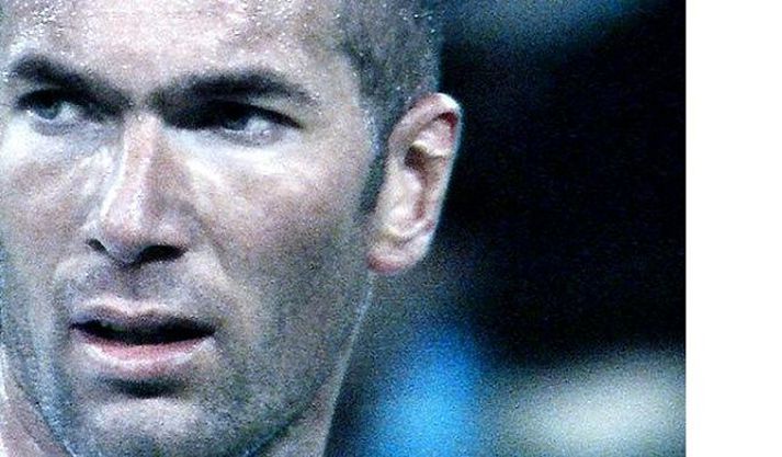 Andlit 21. aldarinnar.
Kvikmyndin um Zinedine Zidane þykir sýna knattspyrnuna í nýju ljósi.