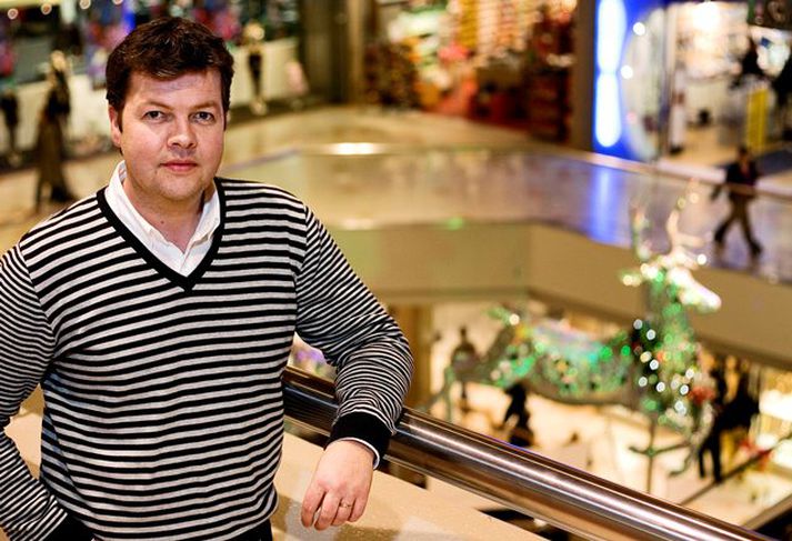 Sigurjón Örn Þórsson segir að fyrsti dagur útsölunnar hafi gengið vel.