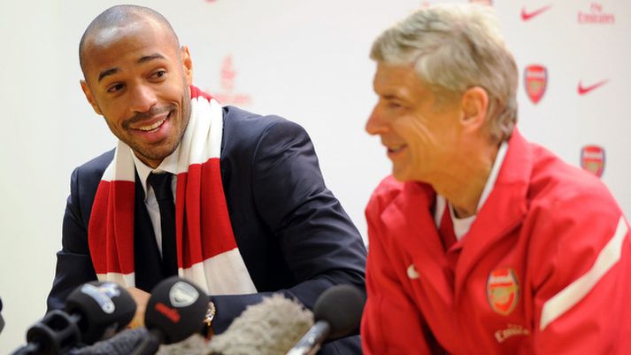 Arsene Wenger, knattspyrnustjóri Arsenal, þarf að taka ákvörðun á næstu dögum þess efnis hvort félagið ætli að reyna að fá Thierry Henry að láni í janúar.