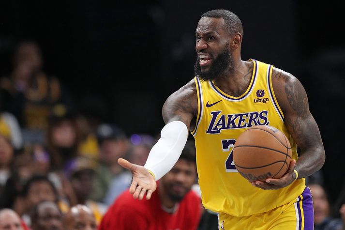 LeBron James hefur spilað fyrir Los Angeles Lakers síðan 2018 en gæti nú fært sig um set.