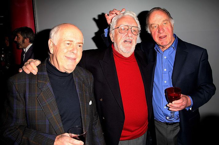 Geoffrey Palmer (t.h.) er látinn 93 ára að aldri. Með honum á myndinni eru leikararnir Clive Swift (t.v.) og Gernard Cribbins.