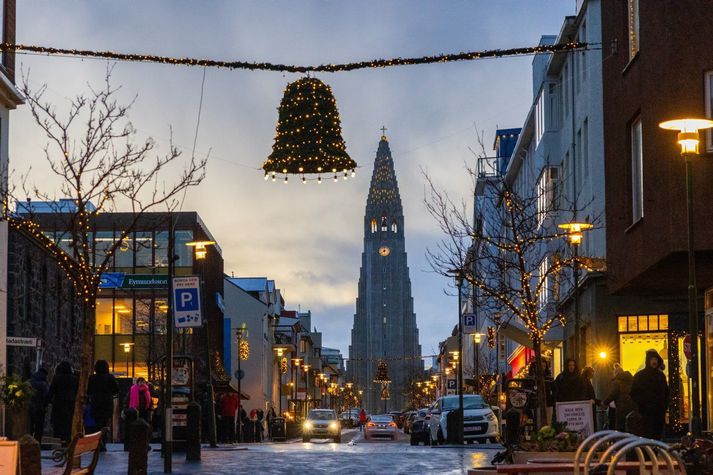 Opnunartíma ýmissa verslana í dag má nálgast hér. 
