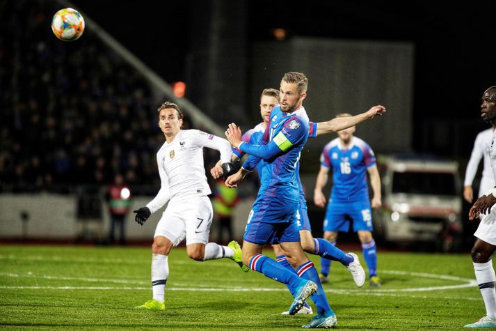 Gylfi Sigurðsson í leiknum í kvöld.