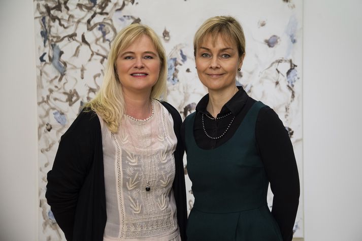 Hrönn Greipsdóttir (t.v.) ásamt Elínu Jónsdóttur hjá VÍB.