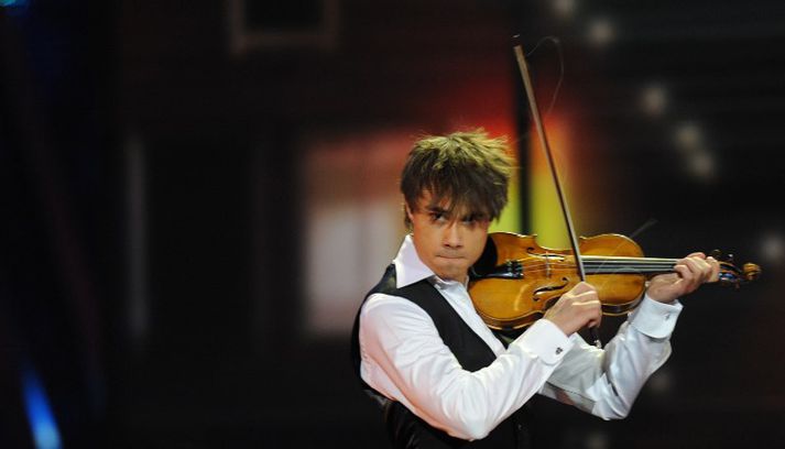 Alexander Rybak hafði betur gegn Jóhönnu Guðrúnu í Moskvu árið 2009.