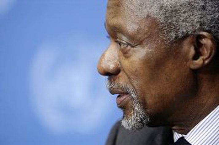 Kofi Annan, aðalritari Sameinuðu þjóðanna, virðist ekki ætla að slaka á síðstu daga sína í starfi.