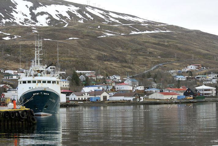 Um eitt þúsund manns búa á Eskifirði.