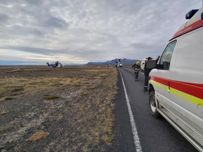 Fjöldi viðbragðsaðila var kallaður út þegar tilkynning barst um slys á Snæfellsvegi í dag.