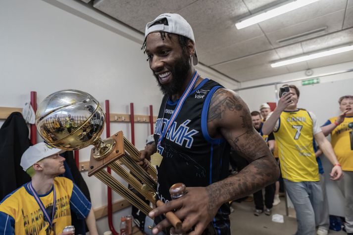 DeAndre Kane varð Íslandsmeistari með Grindavík 18. maí en ellefu dögum síðar handtekinn við komuna heim til Pittsburgh.