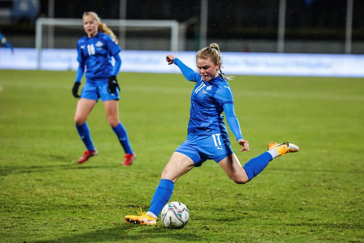 Agla María Albertsdóttir og samherjar hennar náðu ekki að brjóta varnarmúr Djurgärden á bak aftur í dag.