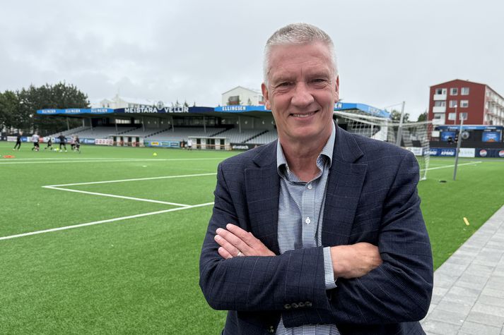 David Winnie kemur reglulega til landsins ásamt íslenskri eiginkonu sinni.