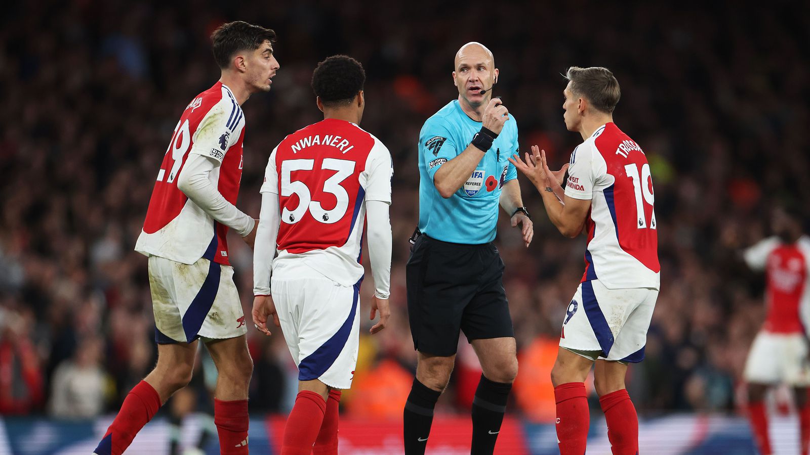 Dómarinn í leik Man. City og Arsenal fæddur í Manchester