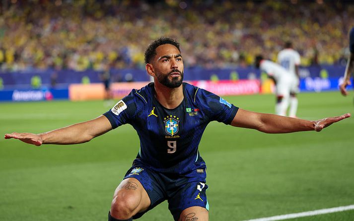 Matheus Cunha fagnaði með sínum hætti eftir að hafa skorað gegn Haítí í nótt.