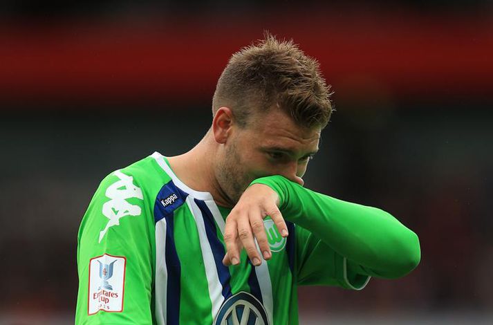 Bendtner í sínum síðasta leik með Wolfsburg.