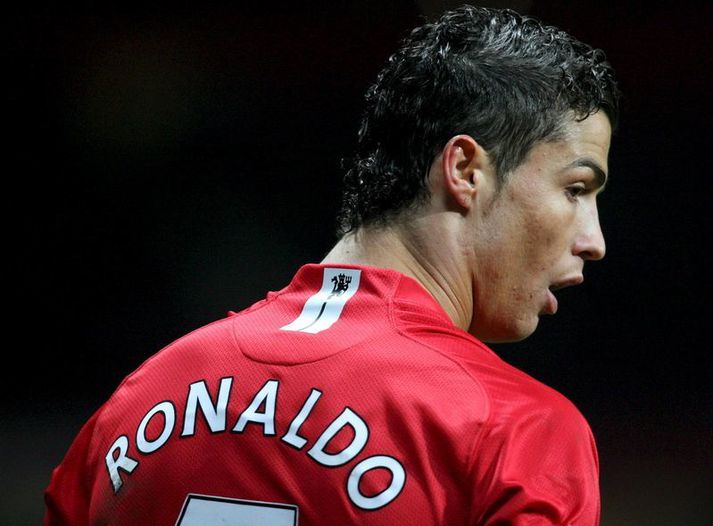Cristiano Ronaldo lék með Manchester United frá 2003 til 2009 og skoraði 118 mörk í 292 leikjum með félaginu.
