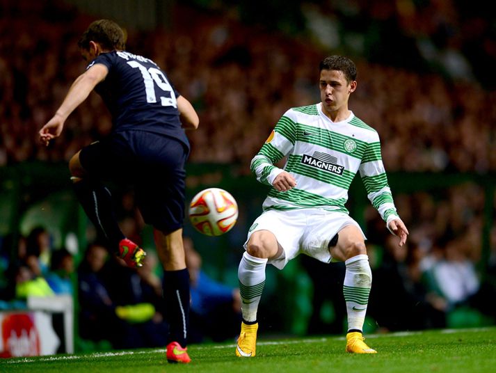 Tonev í leik með Celtic.