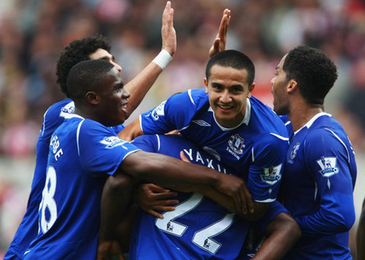 Leikmenn Everton fagna marki Yakubu.
