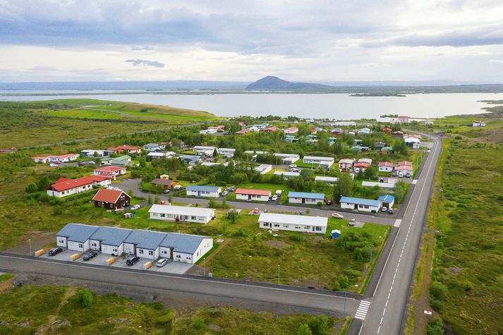 Öllum skólum hefur verið lokað í Skútustaðahrepp.