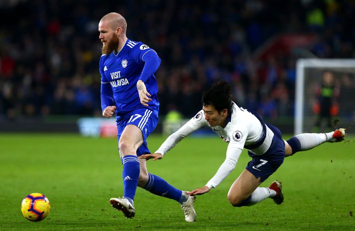Aron í leiknum gegn Tottenham.