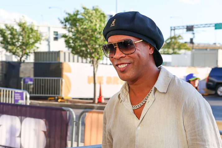 Ronaldinho er á HM til að fylgjast með brasilíska landsliðinu sem vann Haítí 3-0 í nótt.