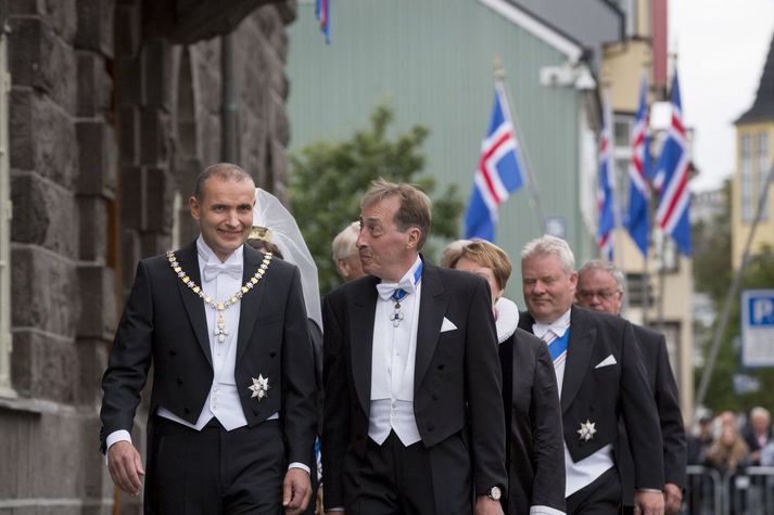 Markús Sigurbjörnsson ásamt forsetanum Guðna Th. Jóhanessyni við þingsetningu.