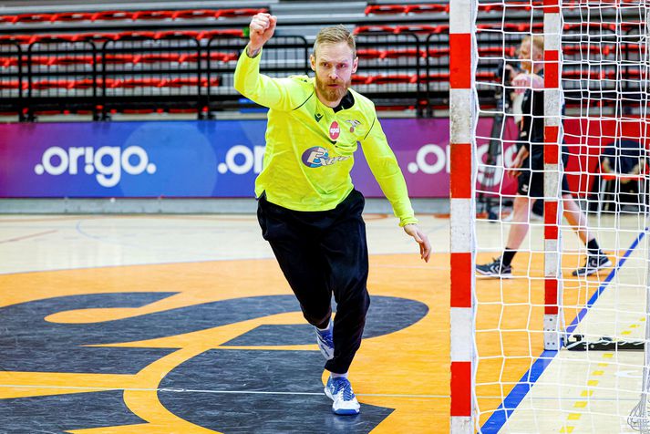 Pólitíkin mun ekki taka athyglina frá Björgvini Páli á handboltavellinum.