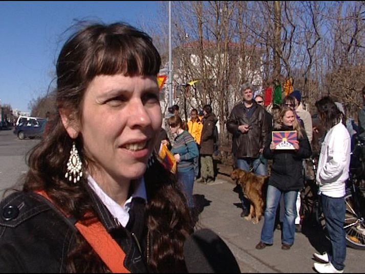 Birgitta Jónsdóttir í mótmælunum í dag.