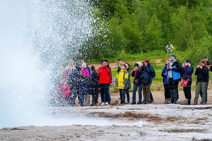Á Gullfossi, Geysi, Seljalandsfossi og Þingvöllum eru útköll lögreglu vegna vasaþjófnaðar nú hversdagslegt verkefni.