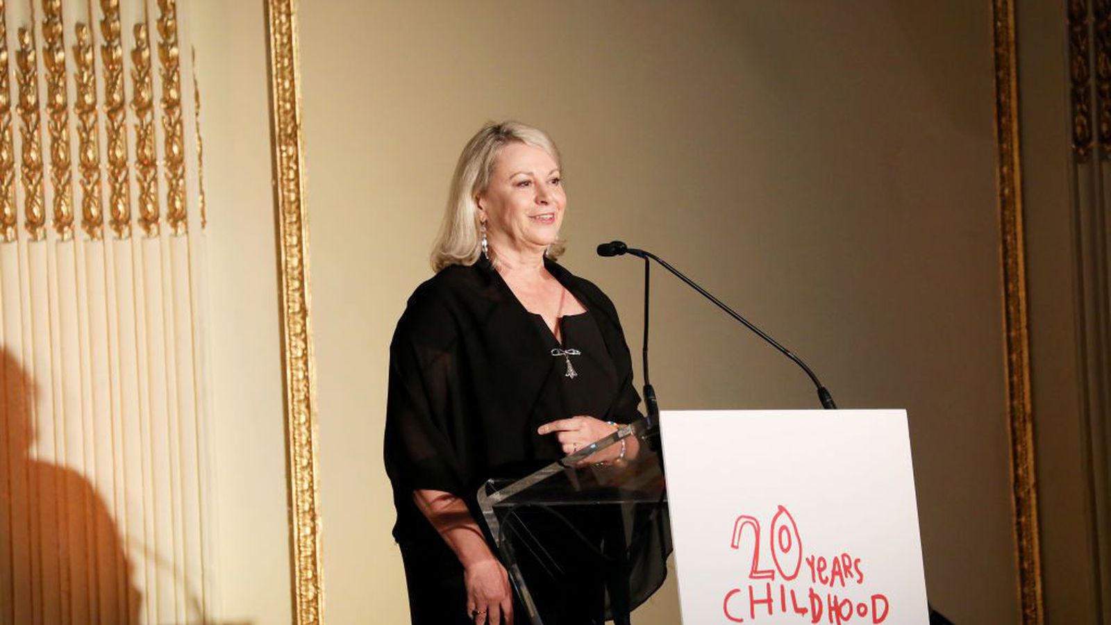 Yfir­maður flótta­manna­stofnunar segir af sér vegna Epstein-tengsla