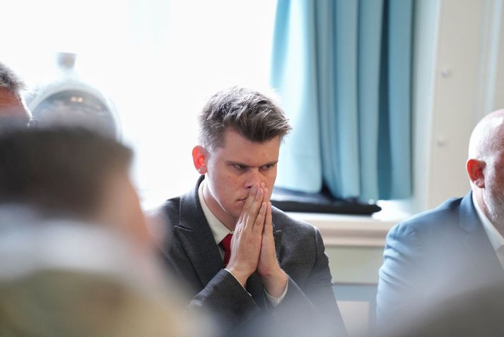 Ráðuneyti Jóhanns Páls Jóhannssonar fer nú yfir hvernig Ísland getur staðið skil á landsmarkmiði gagnvart Parísarsamkomulaginu eftir að í ljós kom í fyrra að markmið sem forverar hans skiluðu inn var ekki tækt.