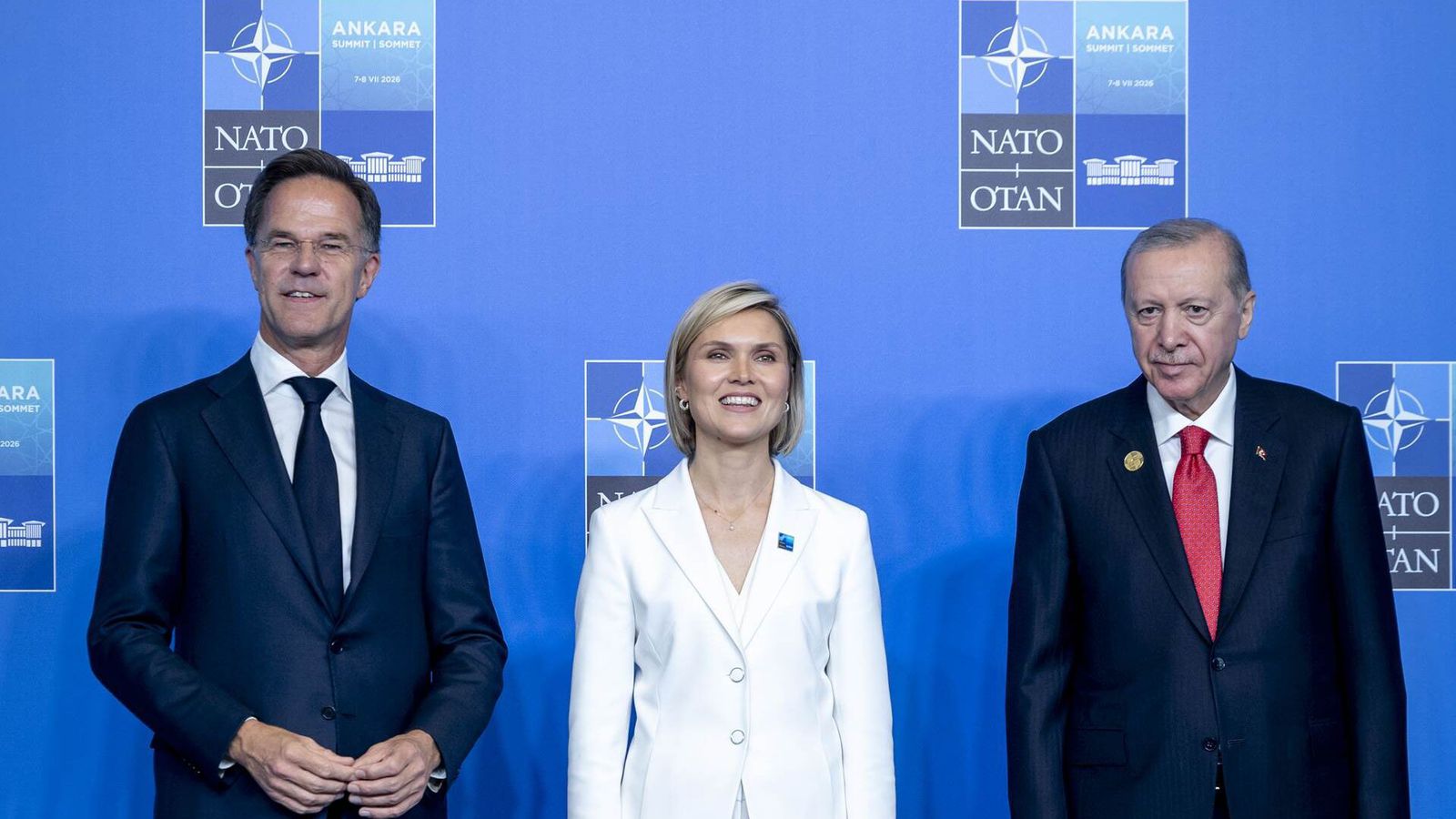 Aukin fram­lög til varnar­mála og öflugur stuðningur við Úkraínu á leið­toga­fundi NATO