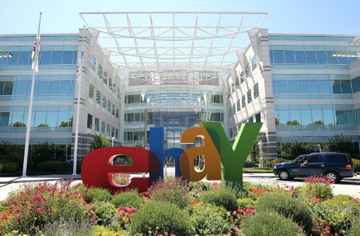 eBay vill gera viðskipti persónulegri og leituðu því til Facebook.