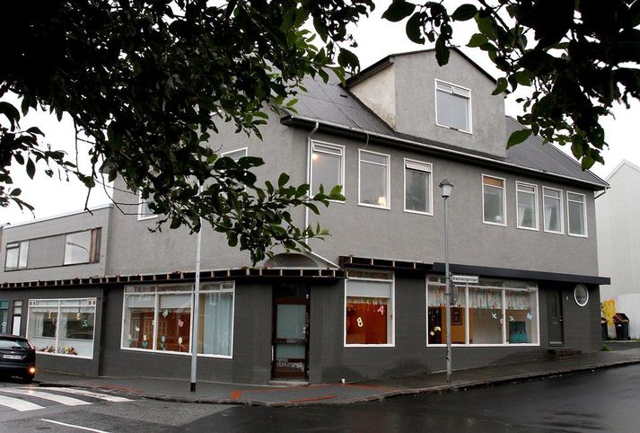 Umboðsmaður barna segir hafið yfir skynsamlegan vafa að slegið hafi verið á rass barna í þeim tilgangi að halda uppi aga.