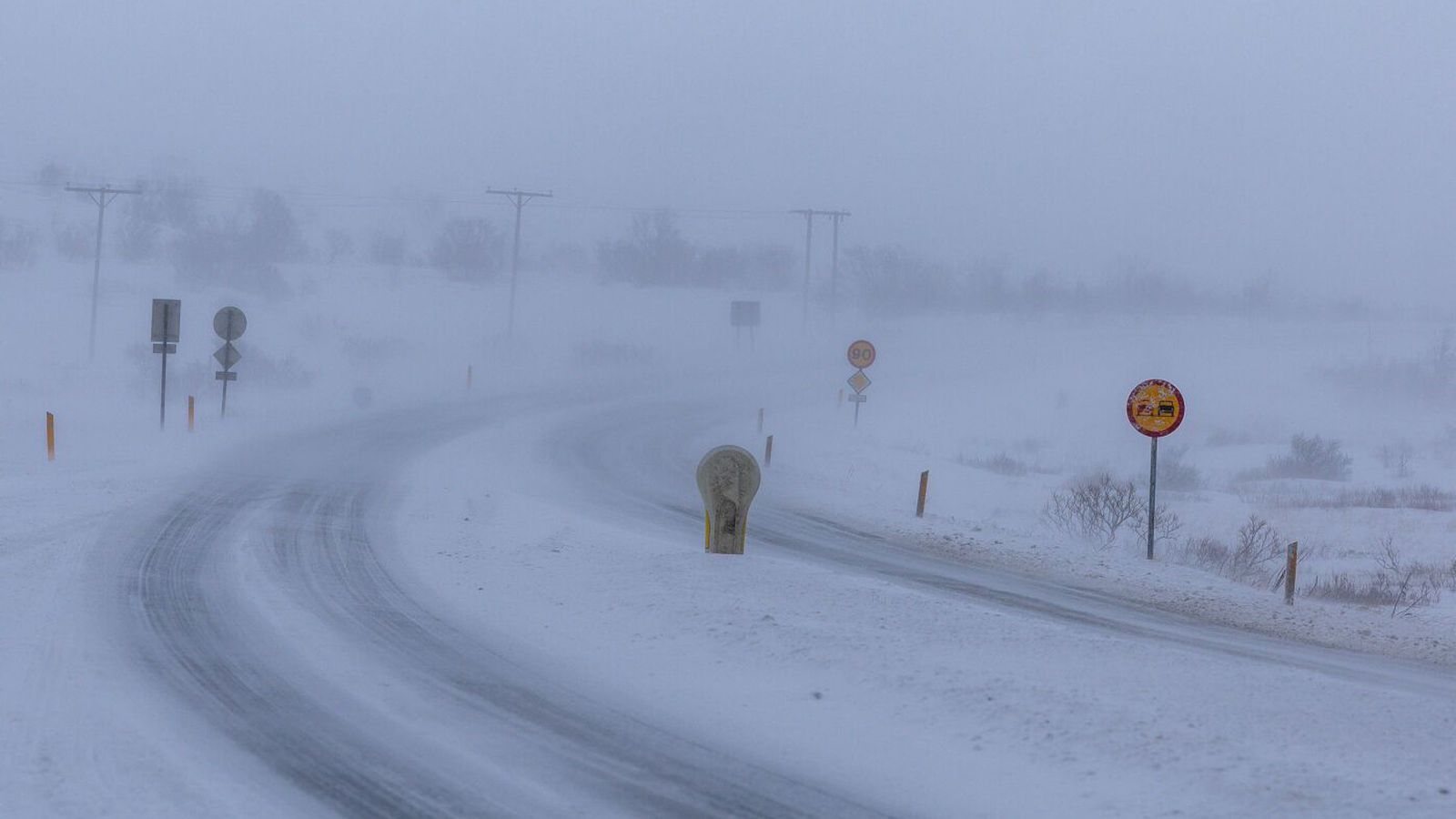 Spá nú enn verra veðri á fimmtu­dag