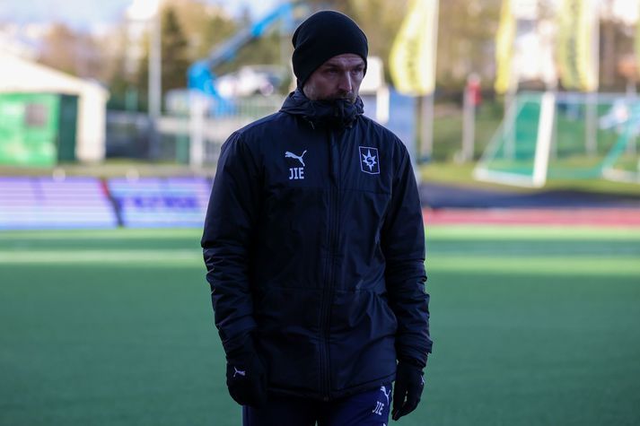 Jökull Ingason Elísabetarson, þjálfari Stjörnunnar, á hliðarlínunni í leik kvöldsins