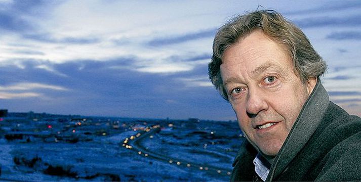 Gestur Einar Eónasson tekur breytingunum vel og segir það þroska­merki að flytjast yfir á Rás eitt.