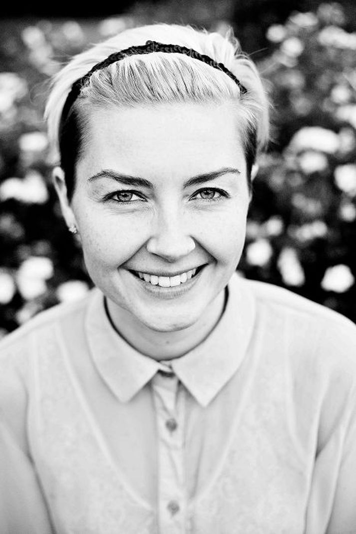 Elísabet Ingólfsdóttir var tilnefnd vegna vinnu sinnar í þágu heimsfriðar og/eða mannréttinda. Hún kom að stofnsetningu ungliðahreyfingar Amnesty International, stofnaði Stop the Traffik, hreyfingu sem berst gegn mansali í heiminum, og hefur verið virk í að vekja athygli á barnaþrælkun víða um heiminn.