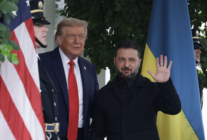 Selenskí ræddi við Fox News í gær og ef marka má ummæli hans fékk hann engin afgerandi svör um Tomahawk flaugarnar þegar hann talaði við Trump í síma á laugardag. Myndin er frá því í ágúst.