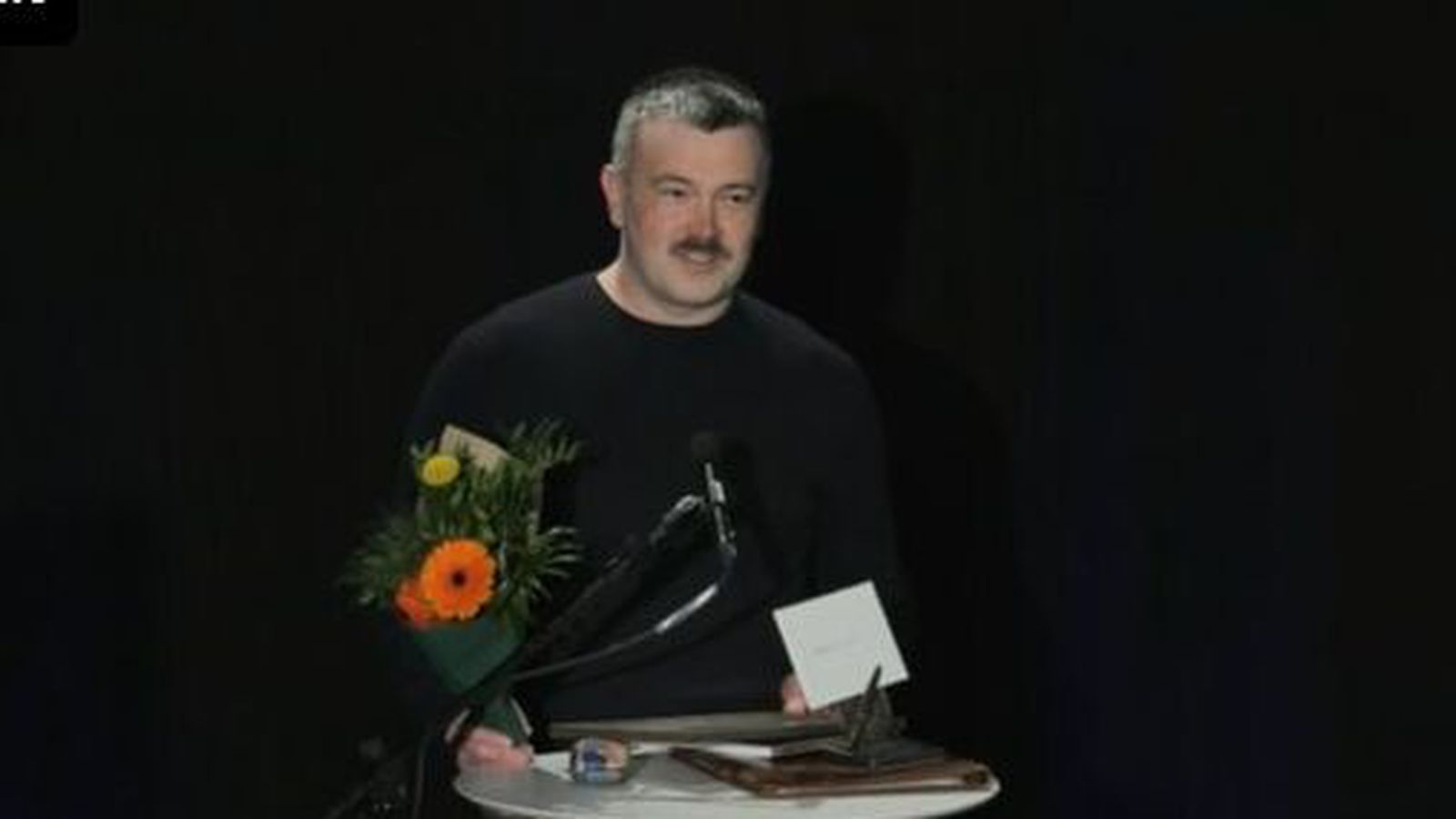 Kjartan Kjartans­son hlaut blaða­manna­verð­laun ársins