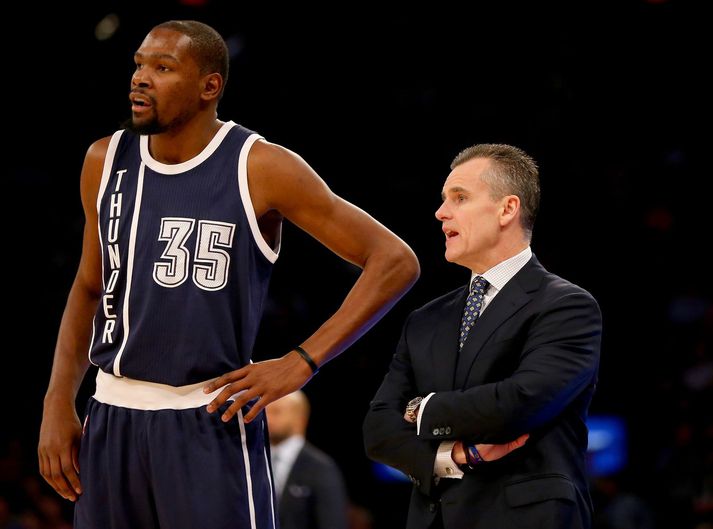 Kevin Durant og þjálfarinn Billy Donovan.