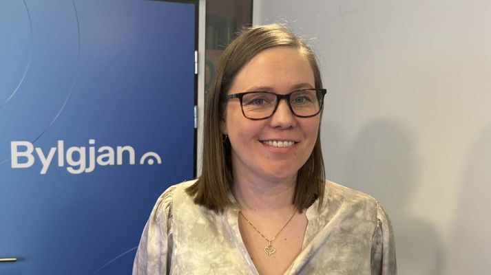 Sigrún Ólöf segir dapurlegt að ráðuneytið fari með rangt mál í svo mikilvægu máli. 