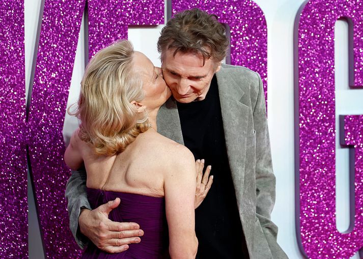 Pamela Anderson og Liam Neeson á frumsýningu The Naked Gun.